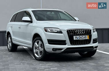 Позашляховик / Кросовер Audi Q7 2012 в 