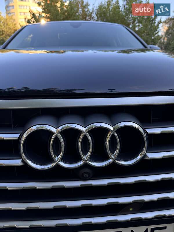 Внедорожник / Кроссовер Audi Q7 2016 в Днепре