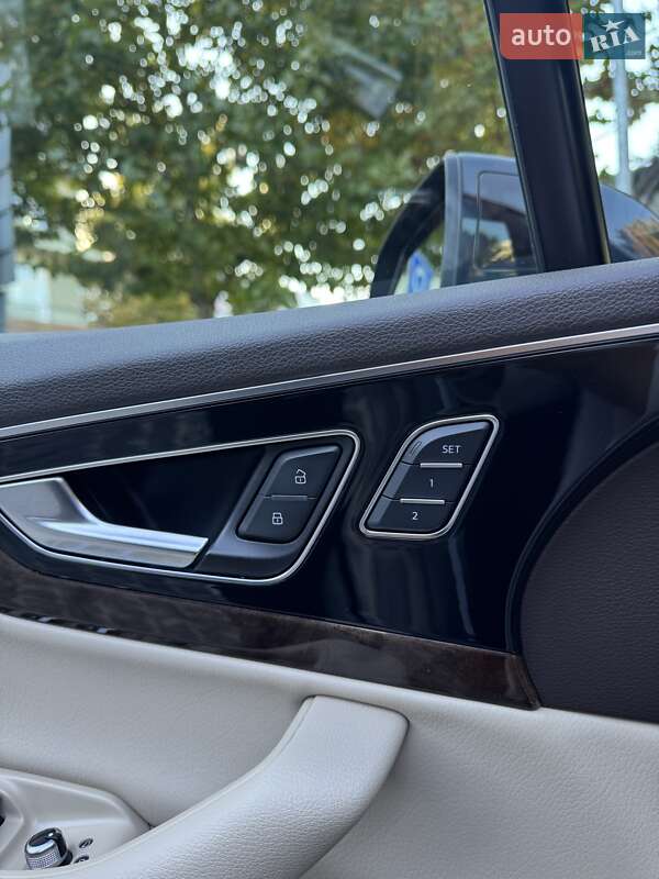 Внедорожник / Кроссовер Audi Q7 2016 в Днепре