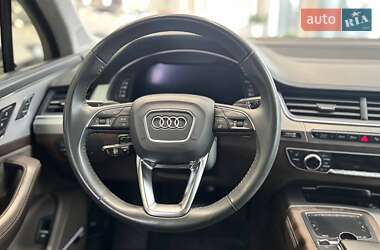 Внедорожник / Кроссовер Audi Q7 2019 в 