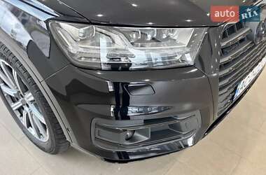 Внедорожник / Кроссовер Audi Q7 2019 в 