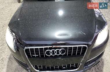 Внедорожник / Кроссовер Audi Q7 2013 в 