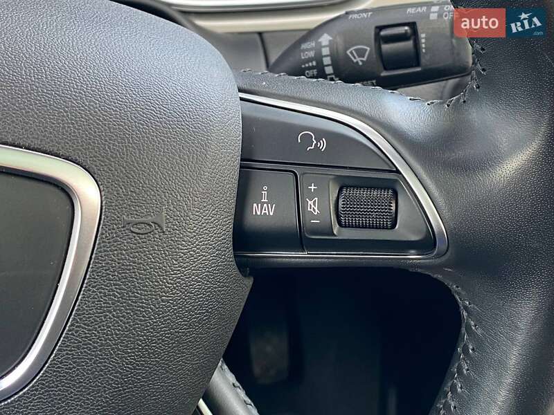 Позашляховик / Кросовер Audi Q7 2015 в Києві