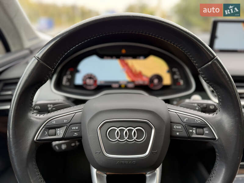 Позашляховик / Кросовер Audi Q7 2016 в Харкові