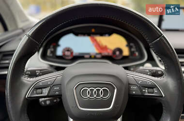Позашляховик / Кросовер Audi Q7 2016 в 