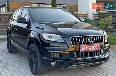 Внедорожник / Кроссовер Audi Q7 2014 в 