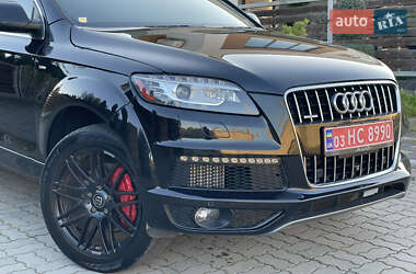 Внедорожник / Кроссовер Audi Q7 2014 в 