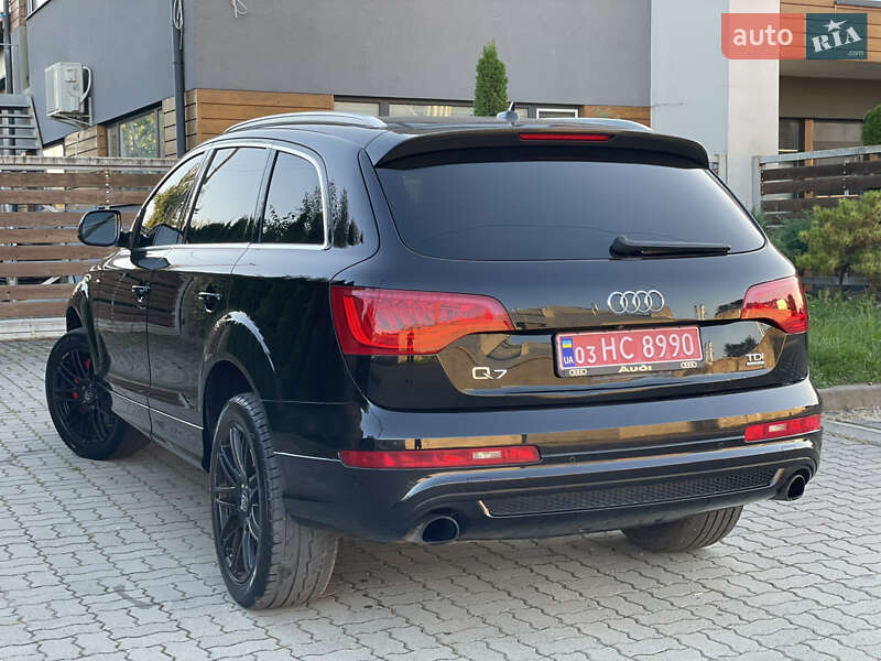 Позашляховик / Кросовер Audi Q7 2014 в Стрию