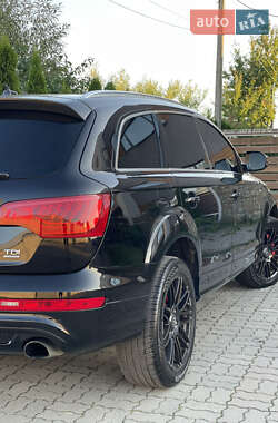 Внедорожник / Кроссовер Audi Q7 2014 в 