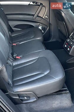 Внедорожник / Кроссовер Audi Q7 2014 в 