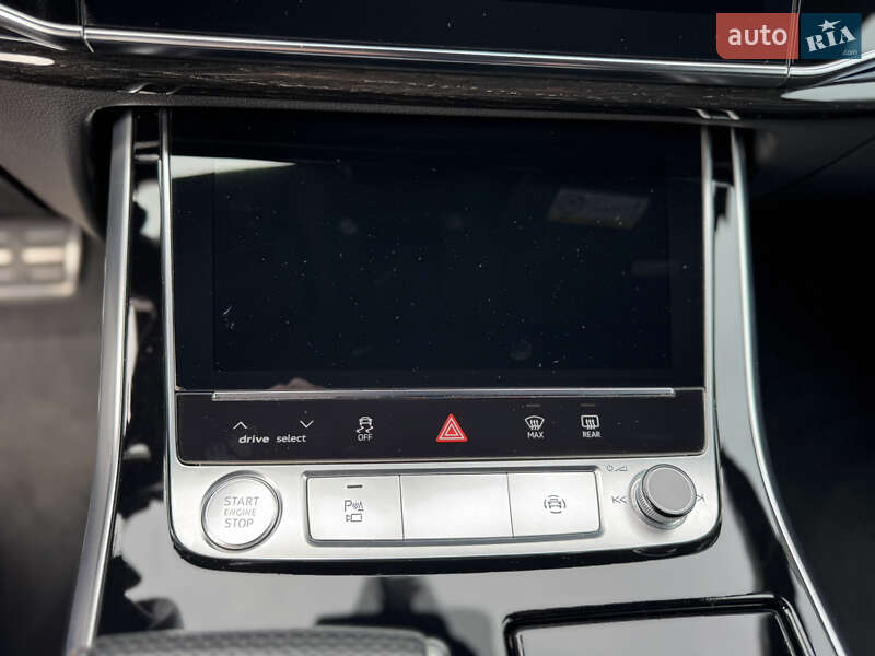 Позашляховик / Кросовер Audi Q7 2020 в Мукачевому
