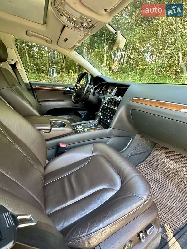 Позашляховик / Кросовер Audi Q7 2012 в Києві фото 7 Позашляховик / Кросовер Audi Q7 2012 в Києві