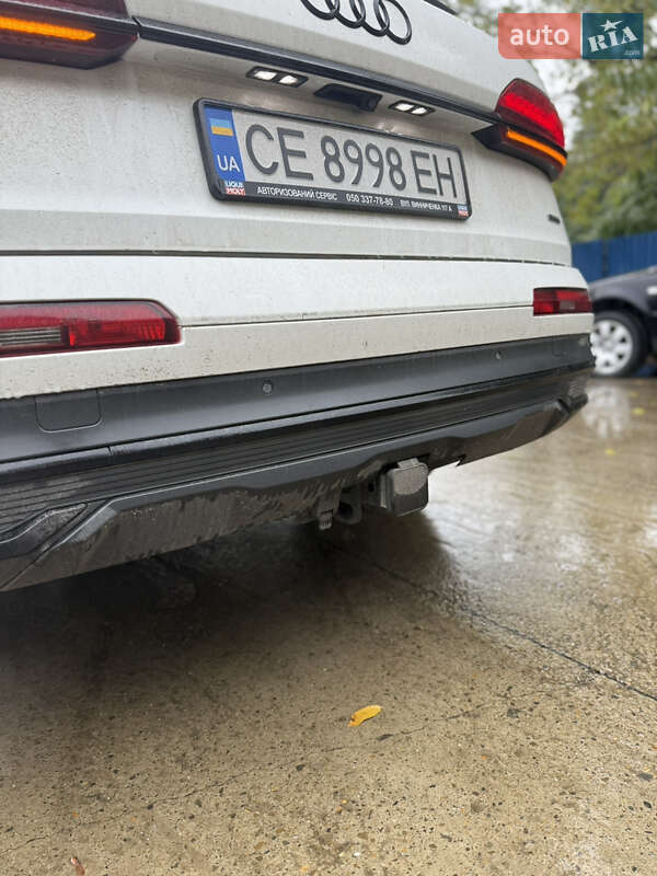 Позашляховик / Кросовер Audi Q7 2021 в Чернівцях