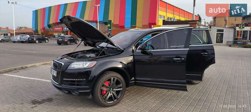 Позашляховик / Кросовер Audi Q7 2014 в 