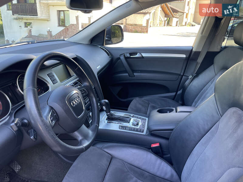 Внедорожник / Кроссовер Audi Q7 2009 в Тернополе