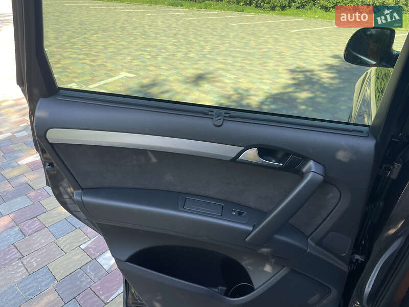 Внедорожник / Кроссовер Audi Q7 2009 в Тернополе