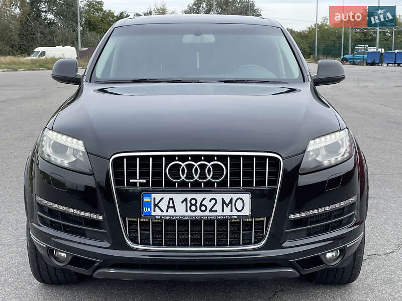 Внедорожник / Кроссовер Audi Q7 2014 в Киеве
