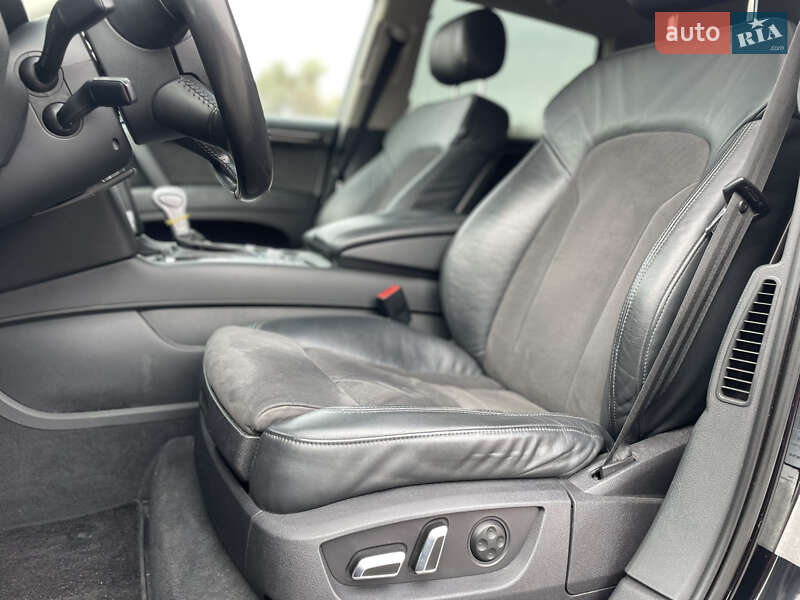 Внедорожник / Кроссовер Audi Q7 2014 в Киеве