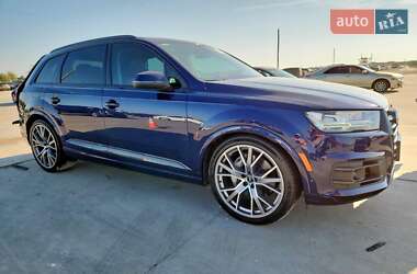 Внедорожник / Кроссовер Audi Q7 2019 в 