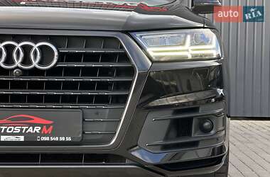 Позашляховик / Кросовер Audi Q7 2017 в 