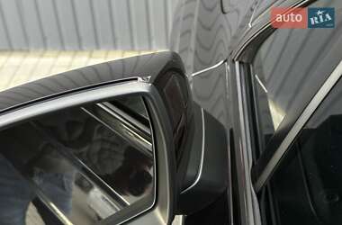 Позашляховик / Кросовер Audi Q7 2017 в 
