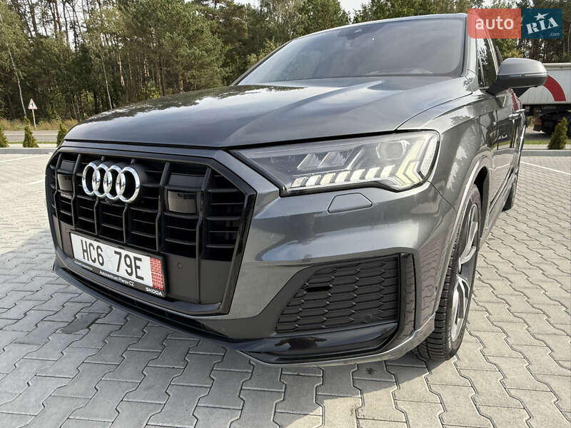 Позашляховик / Кросовер Audi Q7 2021 в Ковелі