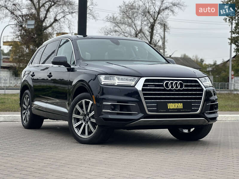 Позашляховик / Кросовер Audi Q7 2016 в Києві