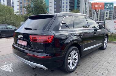 Позашляховик / Кросовер Audi Q7 2019 в 