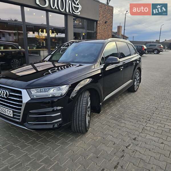 Audi Q7 2017