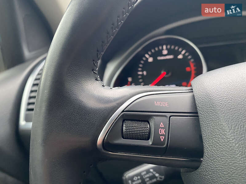 Позашляховик / Кросовер Audi Q7 2013 в Ірпені