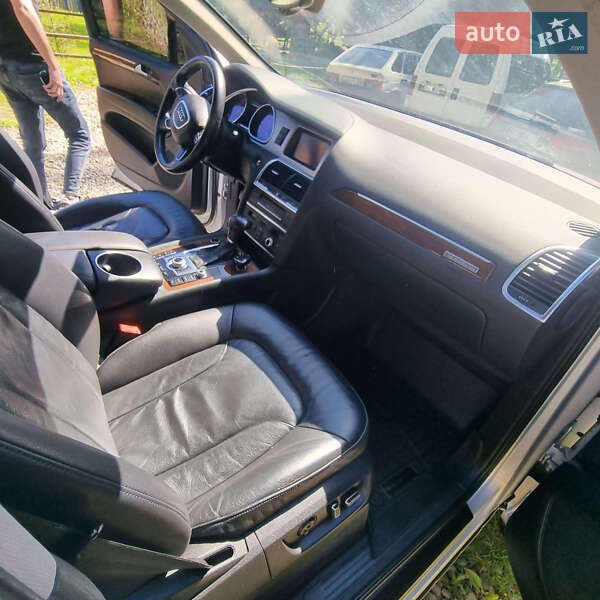 Позашляховик / Кросовер Audi Q7 2012 в Рожнятові