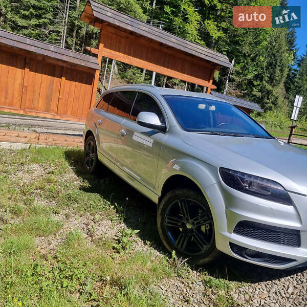 Позашляховик / Кросовер Audi Q7 2012 в Рожнятові