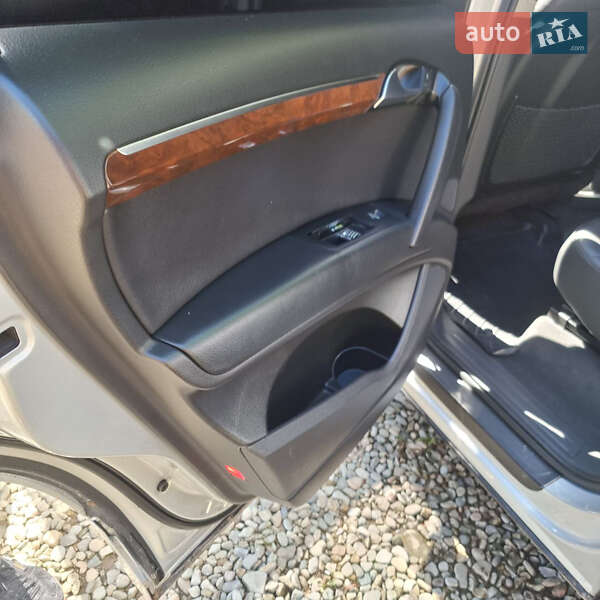 Позашляховик / Кросовер Audi Q7 2012 в Рожнятові