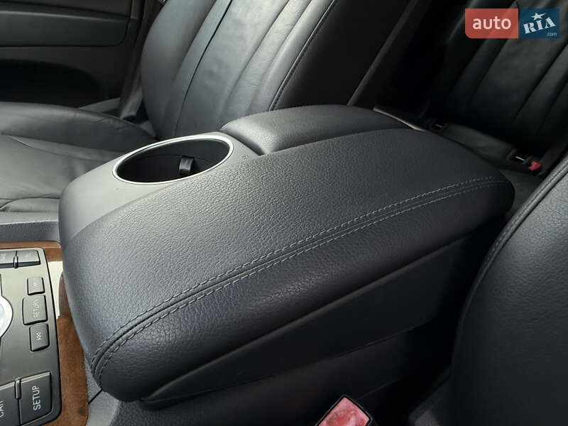 Внедорожник / Кроссовер Audi Q7 2012 в Ровно