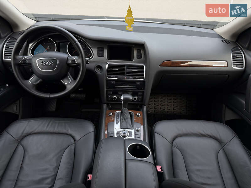 Внедорожник / Кроссовер Audi Q7 2012 в Ровно