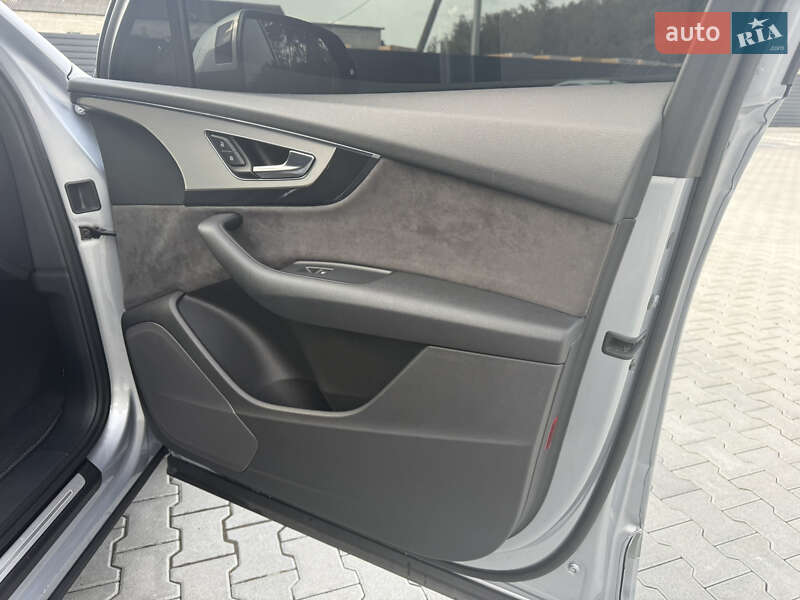 Внедорожник / Кроссовер Audi Q7 2018 в Ковеле