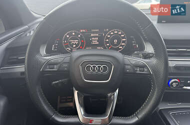Внедорожник / Кроссовер Audi Q7 2018 в 