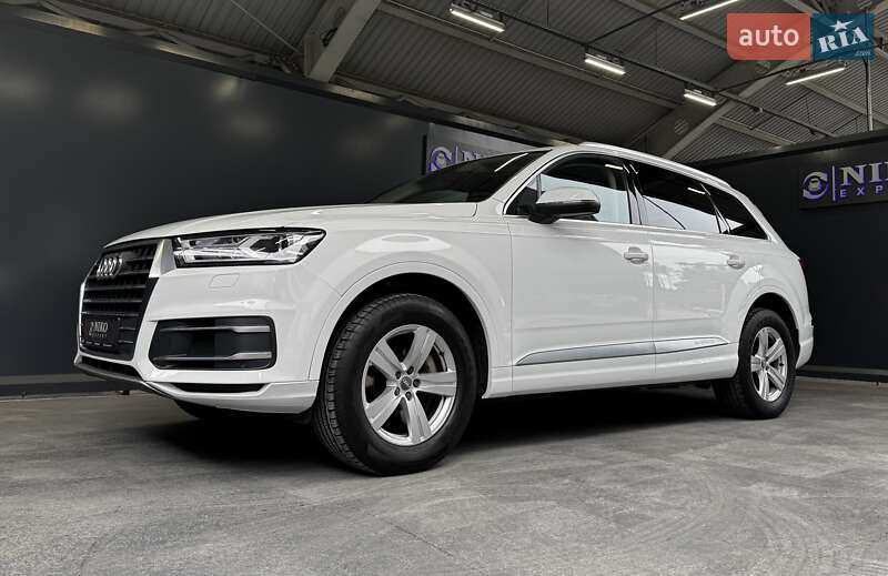 Позашляховик / Кросовер Audi Q7 2018 в Києві