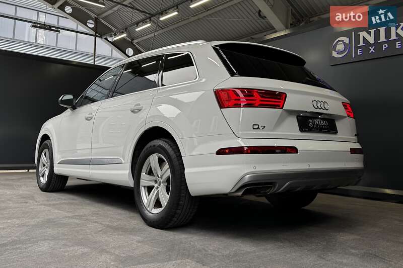Позашляховик / Кросовер Audi Q7 2018 в Києві