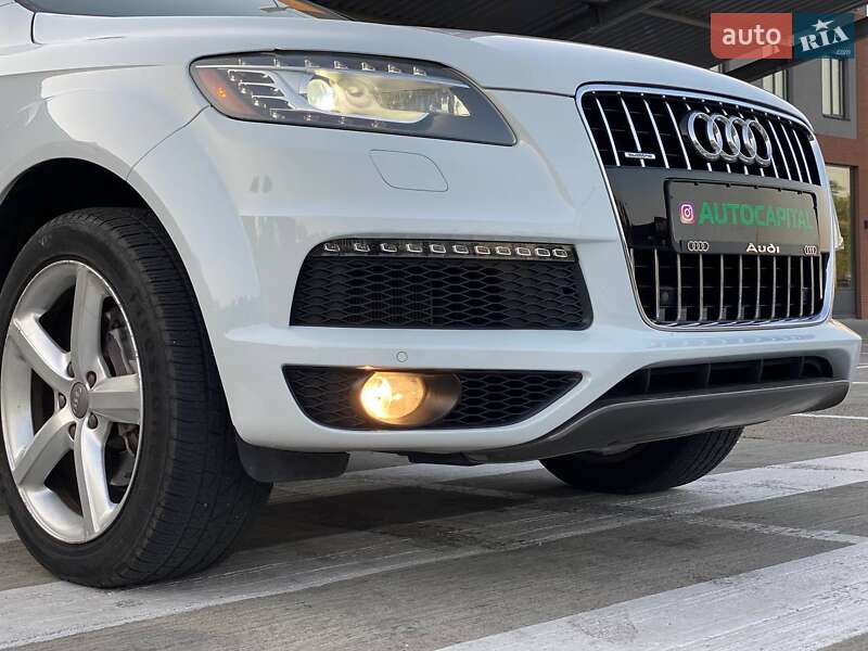 Позашляховик / Кросовер Audi Q7 2013 в Києві