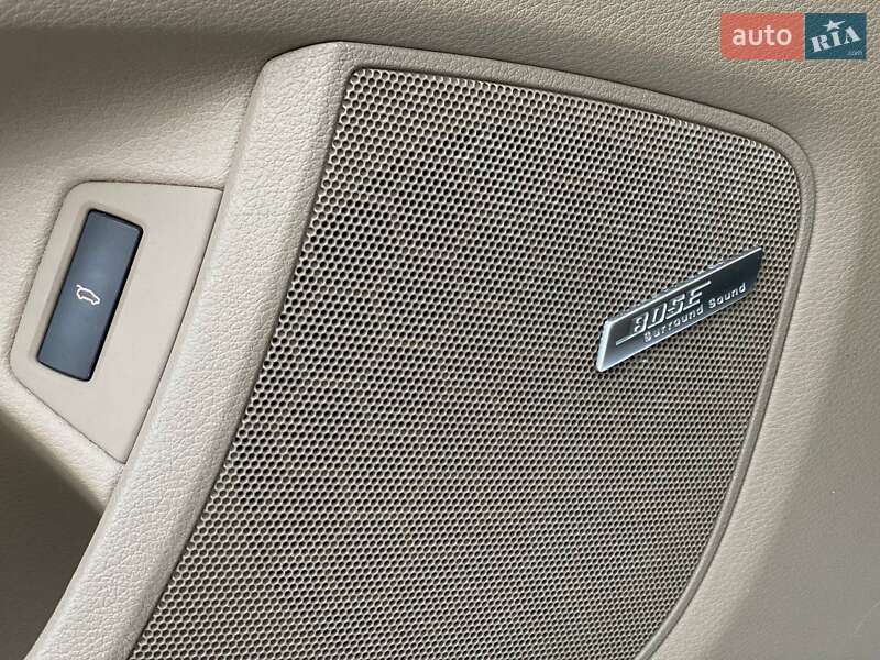 Позашляховик / Кросовер Audi Q7 2013 в Києві