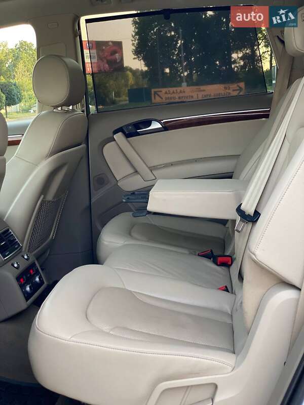 Позашляховик / Кросовер Audi Q7 2013 в Києві