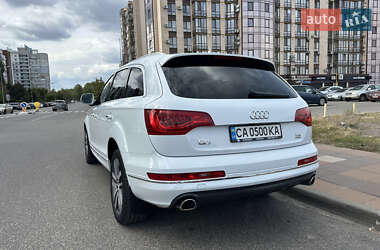 Внедорожник / Кроссовер Audi Q7 2013 в 