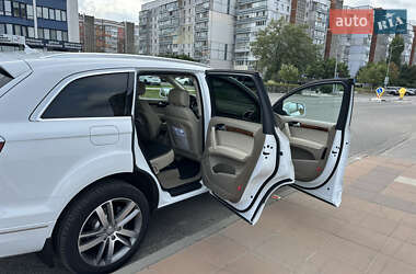 Внедорожник / Кроссовер Audi Q7 2013 в 