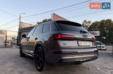 Внедорожник / Кроссовер Audi Q7 2020 в 