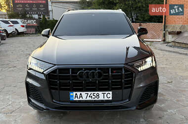 Внедорожник / Кроссовер Audi Q7 2020 в 