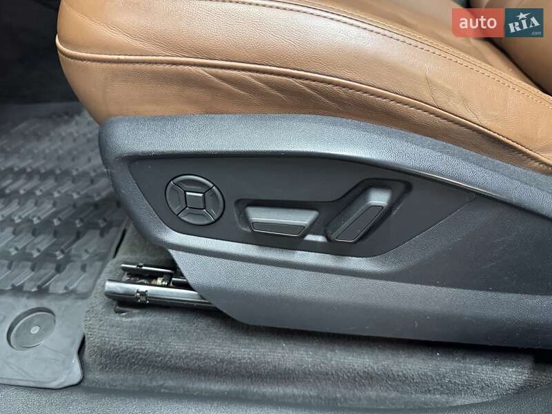 Внедорожник / Кроссовер Audi Q7 2020 в Днепре