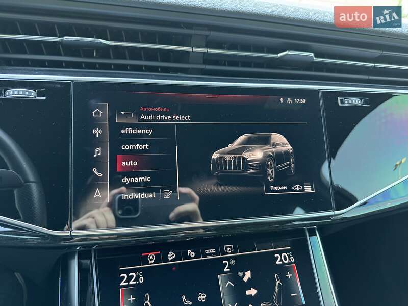 Позашляховик / Кросовер Audi Q7 2022 в Києві