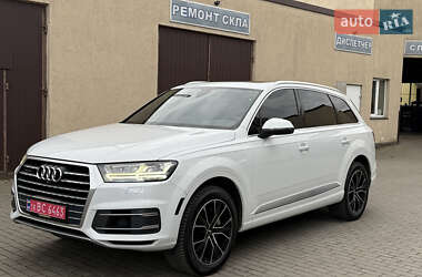 Позашляховик / Кросовер Audi Q7 2017 в Володимирі