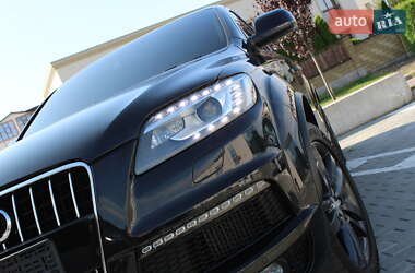 Позашляховик / Кросовер Audi Q7 2015 в 